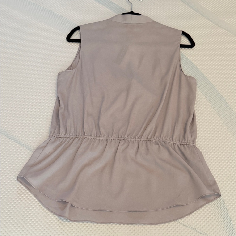 Tahari Light Gray Sleeveless Top Medium M - Picture 8 of 11